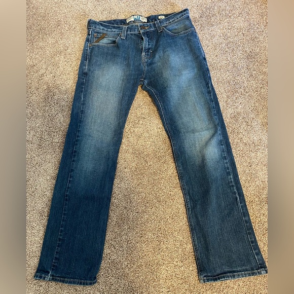 Men’s Ariat Jeans - Picture 2 of 2
